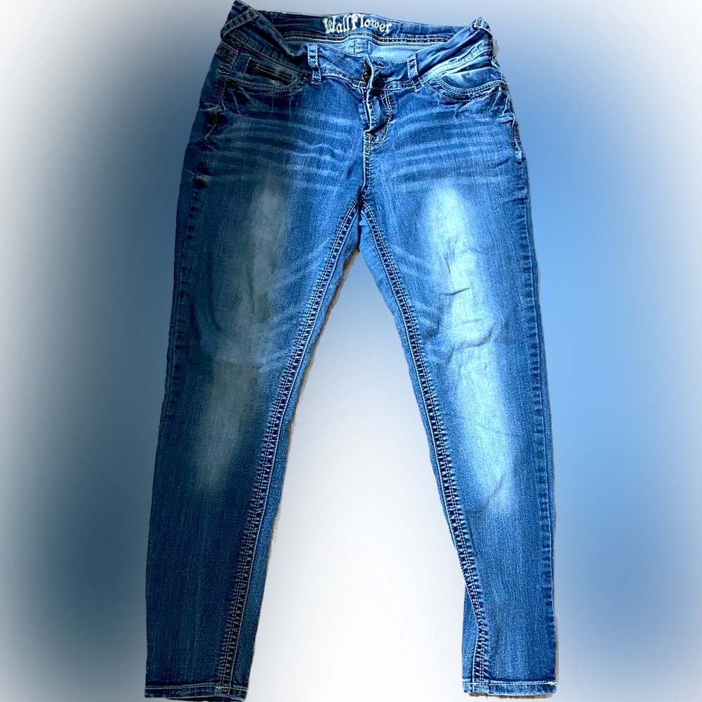 Wallflower jeans
